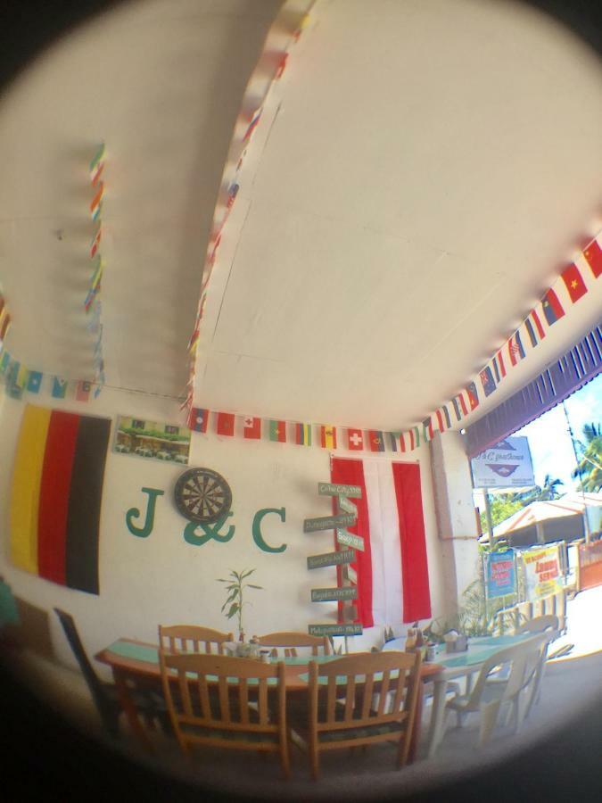 J & C Guesthouse Moalboal Luaran gambar