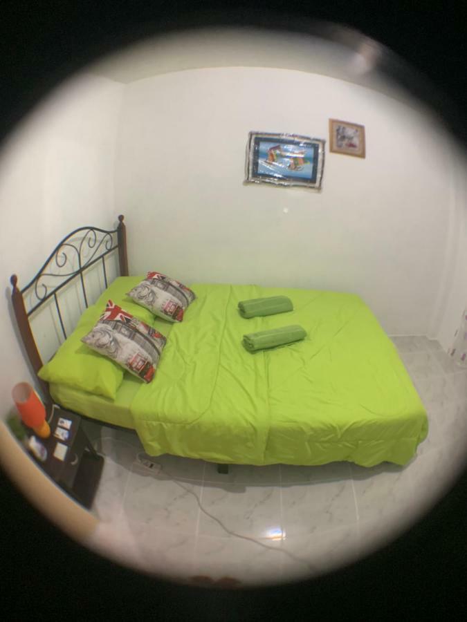 J & C Guesthouse Moalboal Luaran gambar