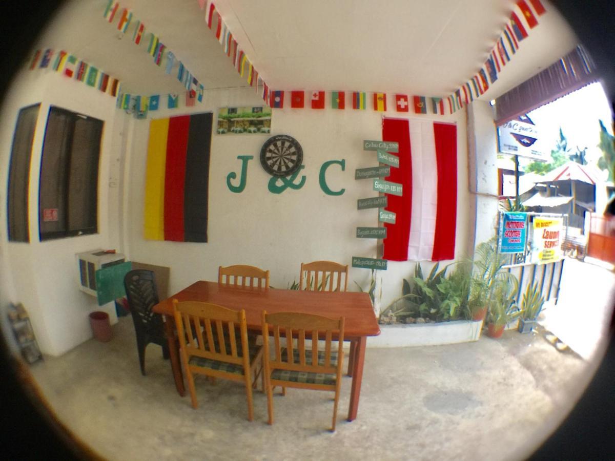 J & C Guesthouse Moalboal Luaran gambar